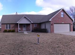 2145 Oakridge Pkwy S, Terre Haute, IN