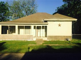 206 Mill St, Lone Oak, TX 75453