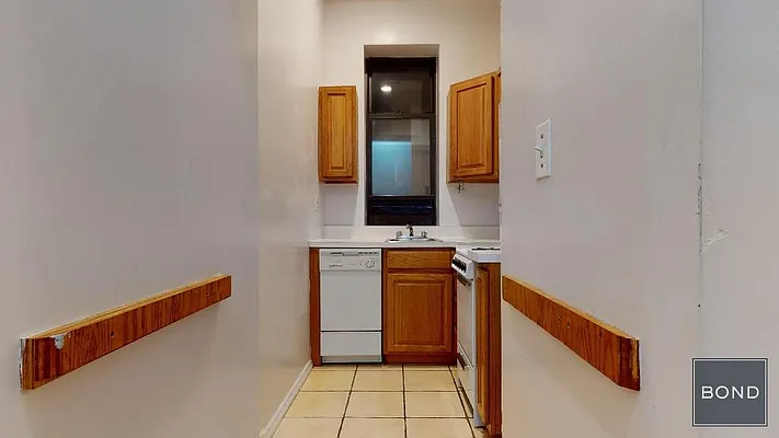 Rented by Bond New York | media 20