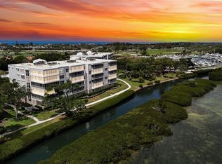 2450 Harbourside Dr APT 244, Longboat Key, FL 34228