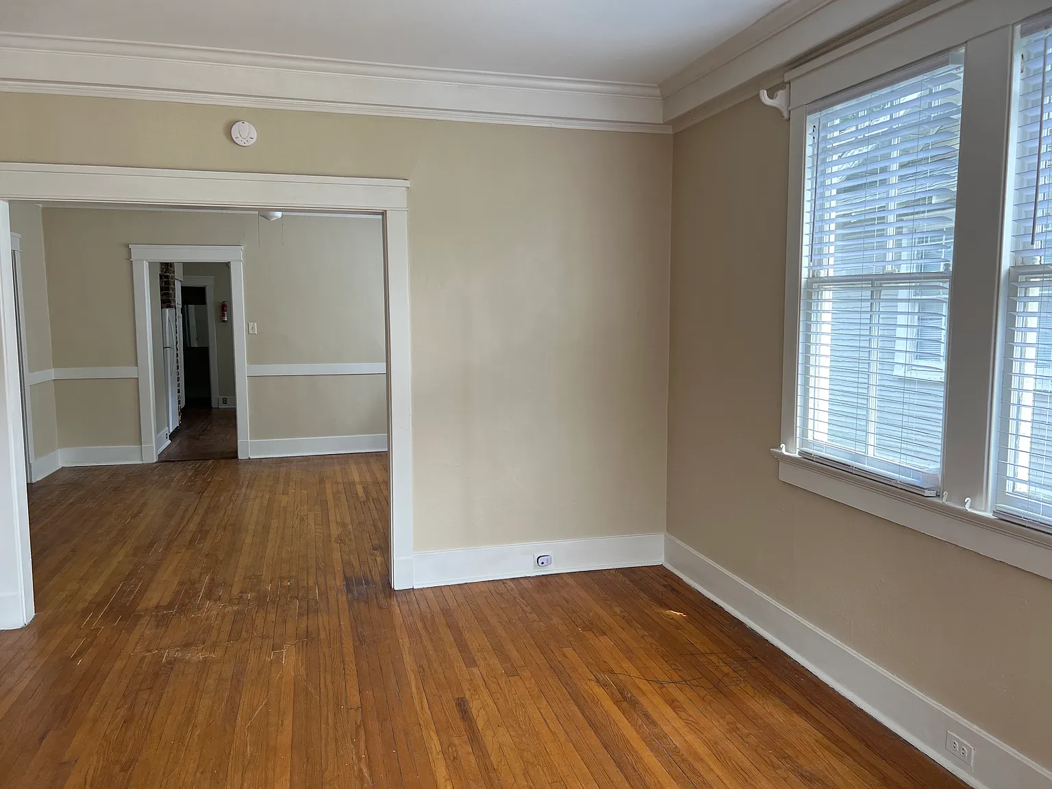 1602 Broadway St — Photo 2