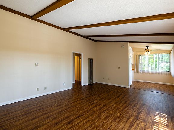 3rd image of 530 Arbor Dr APT 4