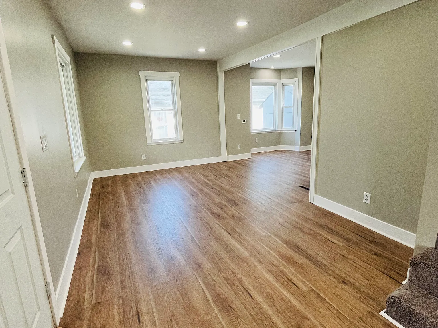 4 bed, 2482 sqft, $1,850 — Photo 3