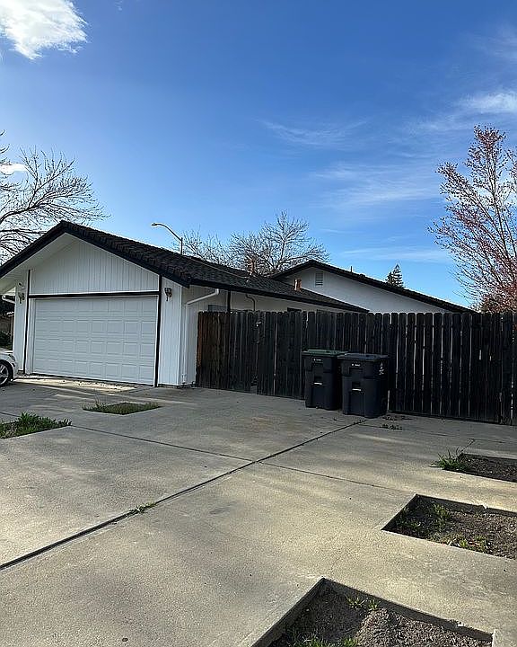 1st image of 6428 Cumberland Pl