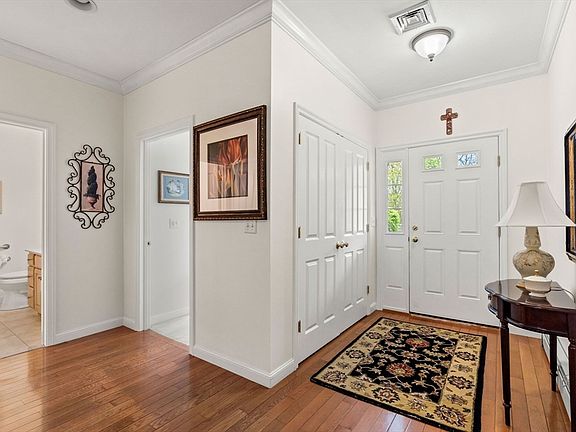 4th image of 20 Russell Farm Dr #19