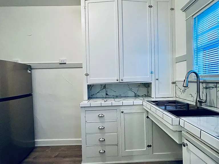 207 Yakima St — Photo 12