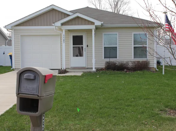 5505 W Hazelwood Dr, Muncie, IN 47304
