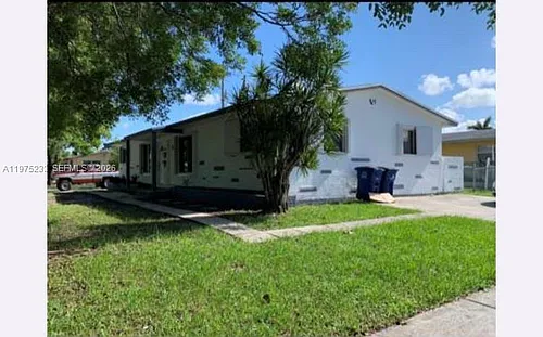 401 SW 8th St #A Photo 1