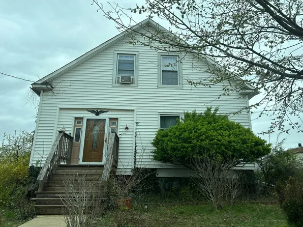 4315 Sidehill Rd, Baltimore, MD 21229