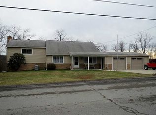 128 Knollwood Dr, Industry, PA