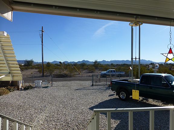2nd image of 800 S Cienega Ln