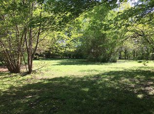 307 Redbud Ave, Mountain View, AR 72560