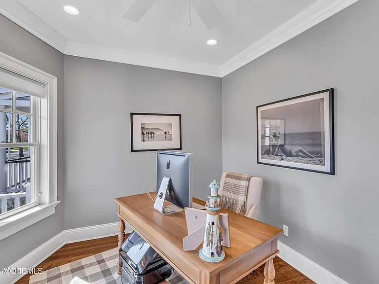 316 Jersey Ave — Photo 11