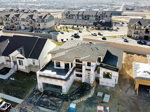 3rd image of 4242 N Seasons View Dr