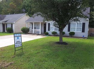 2261 Blue Hampton Ln, Charlotte, NC 28213
