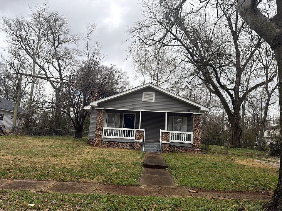 1st image of 4817 Court R