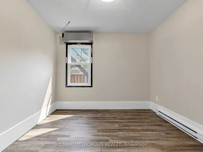 41 Albert St #2 — Photo 10