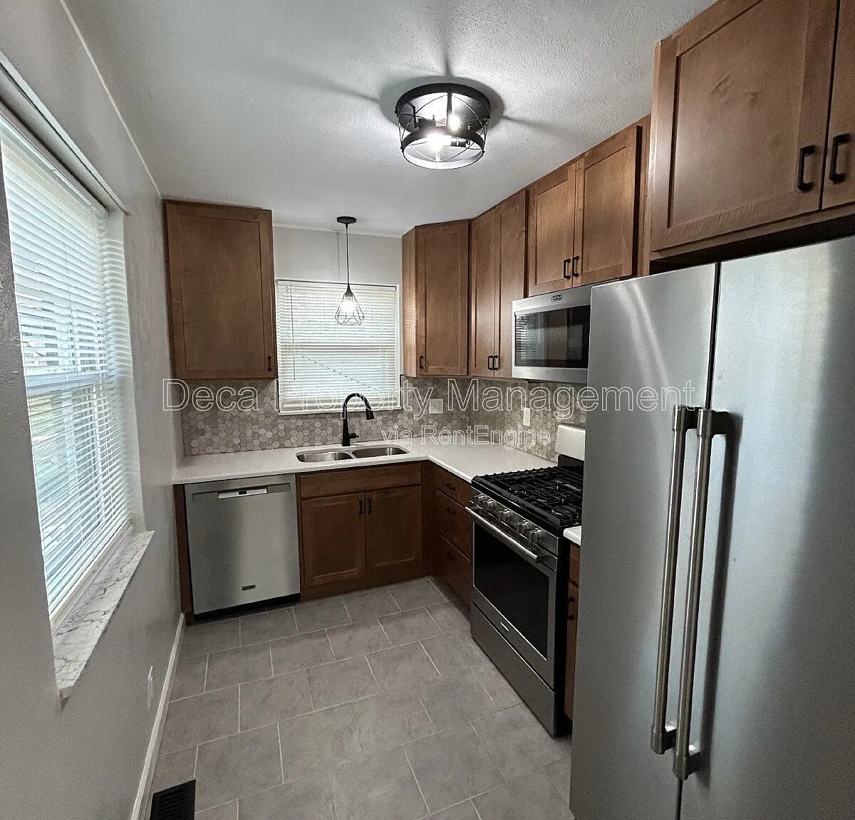 2 bed, 2.0 bath, 1350 sqft, $1,695 — Photo 4