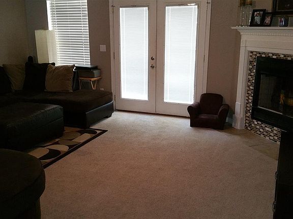 4th image of 1804 Nestle Dr