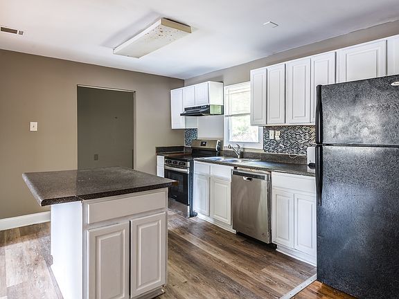 KH_2833CardoDr_Web--2_11122025