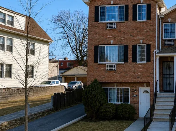 924 E 230th Street, Bronx, NY 10466