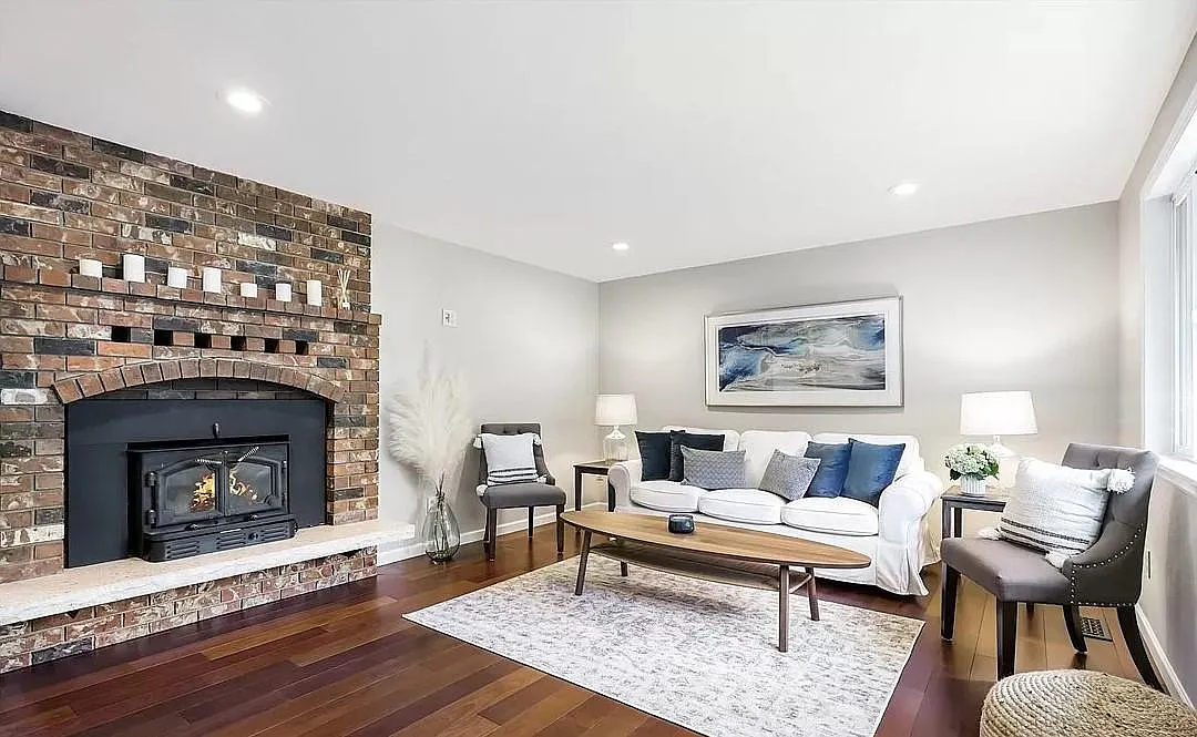 3 bed, 1.5 bath, 1110 sqft, $3,000 — Photo 2