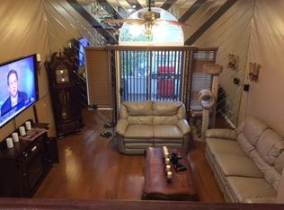 24 Ashley Ln, Staten Island, NY