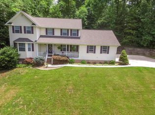405 Jefferson Ln, Clinton, TN 37716
