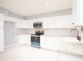 5821 Sunforest Dr, Houston, TX 77092