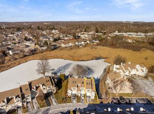 84 Sandpiper Cres #84, Milford, CT 06460