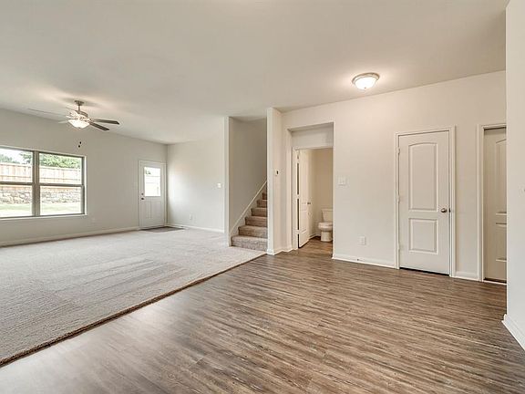 5th image of 3014 Hereford Dr