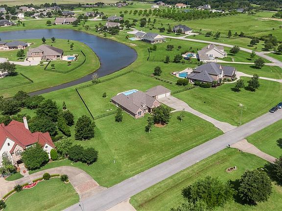 4th image of 4719 Shadow Grass Dr