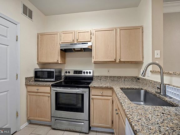 5th image of 1580 Spring Gate Dr Unit 4216