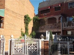 1845 26th Rd, Astoria, NY 11102