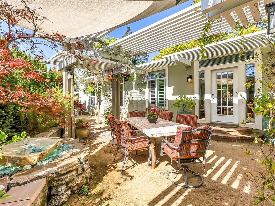 1st image of 30 Redondo Court