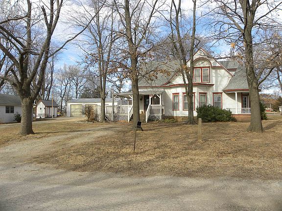 5th image of 303 N Hobart Ave