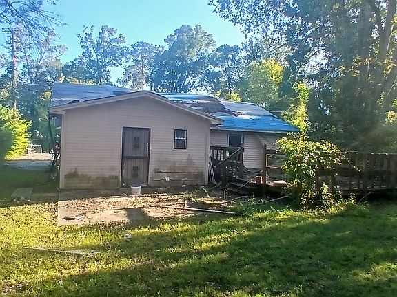 4th image of 212 W Delano Ave