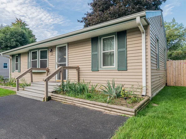 1214 Franklin Ave, Winthrop Harbor, IL 60096