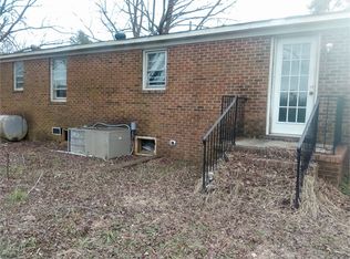 537 Poe Rd, Bennett, NC 27344