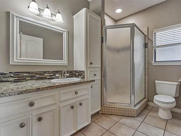 13707 Fountainview Dr — Photo 10