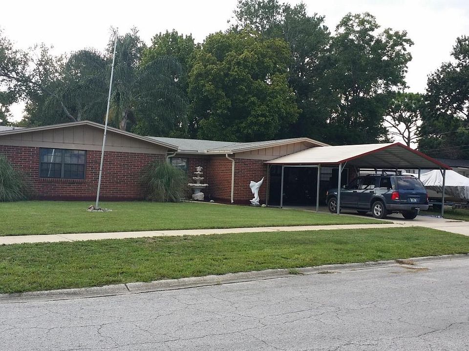 1st image of 561 Coppitt Dr E
