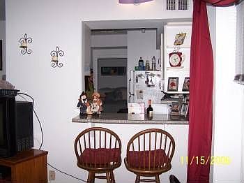 2nd image of 4259 Main St