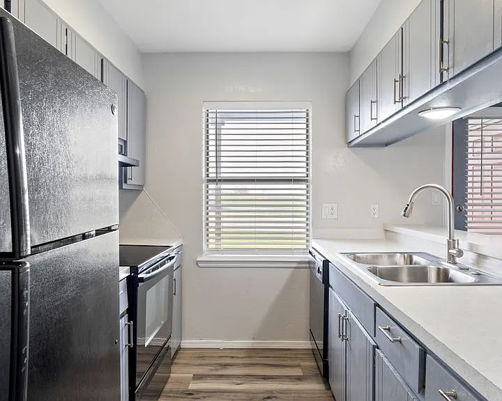 4009 NW Ozmun Ave #C2 — Photo 10