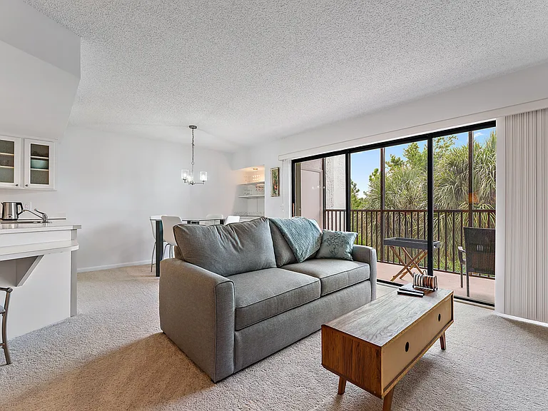 1605 S US Highway 1 #F305 — Photo 16