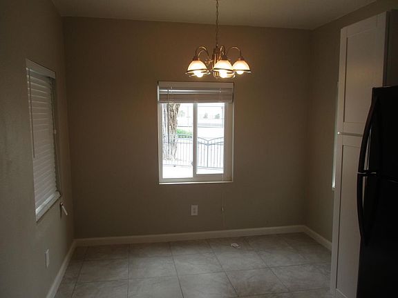 4th image of 948 Scenic Dr