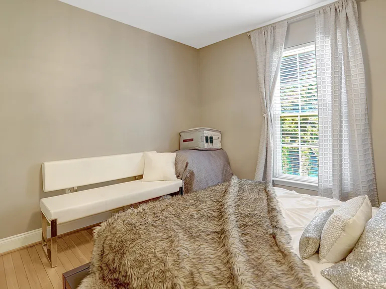 4900 Sunset Ln — Photo 49