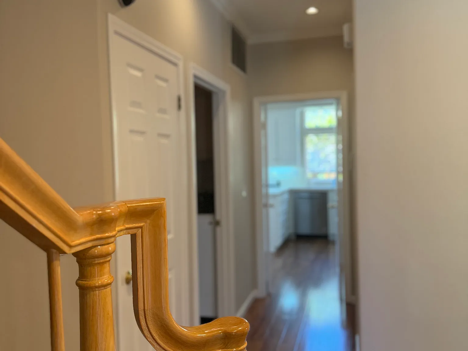 4 bed, 2.5 bath, 2576 sqft, $5,500 — Photo 4