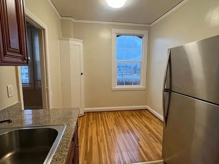 1701 Vallejo St — Photo 2
