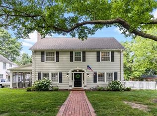 6502 Summit St, Kansas City, MO 64113