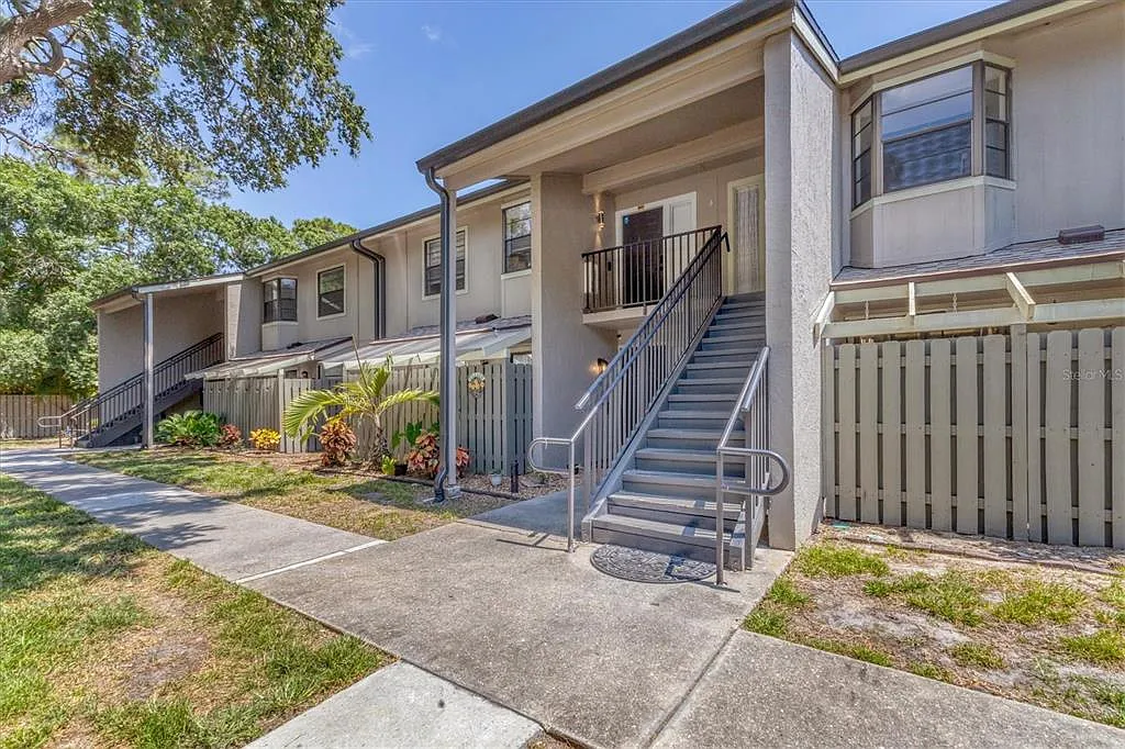 2 bed, 2.0 bath, 1125 sqft, $2,950 — Photo 1